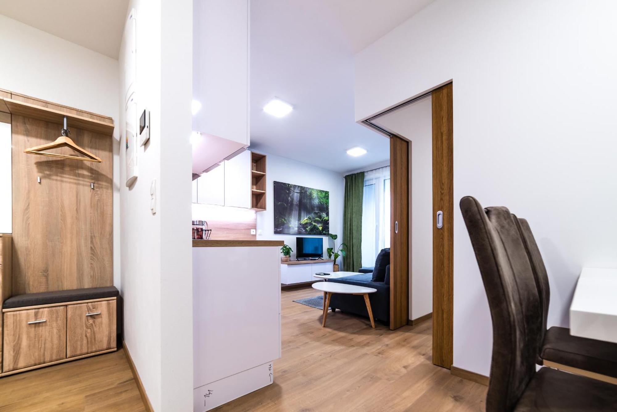 Mickiewiczova Apartment Free Parking By Veronika & Jano Bratislava Exterior foto